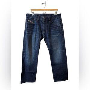 Diesel denim blue jeans Larkee regular straight 36X32